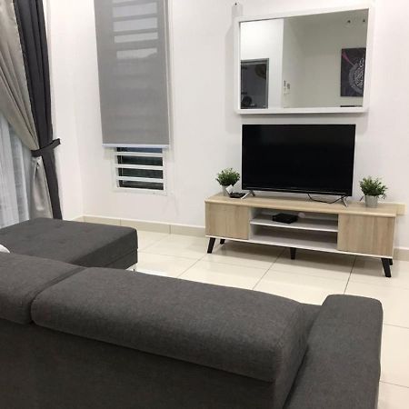 Baituljannah Homestay Batu Pahat Buitenkant foto