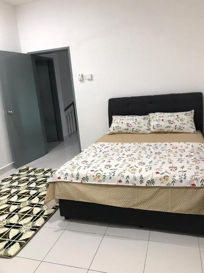 Baituljannah Homestay Batu Pahat Buitenkant foto